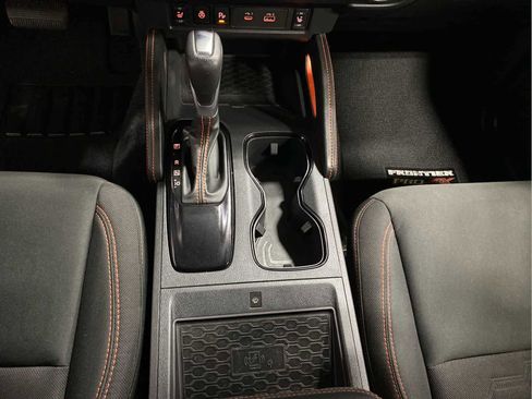 Used 2022 Nissan Frontier PRO-4X image 18