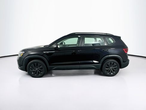 Used 2024 Volkswagen Taos S FWD image 4