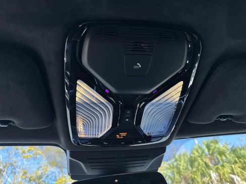 New 2026 BMW X7 xDrive40i w/ Executive Package image 26