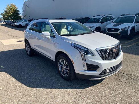Used 2023 Cadillac XT5 Premium Luxury AWD/4WD image 3