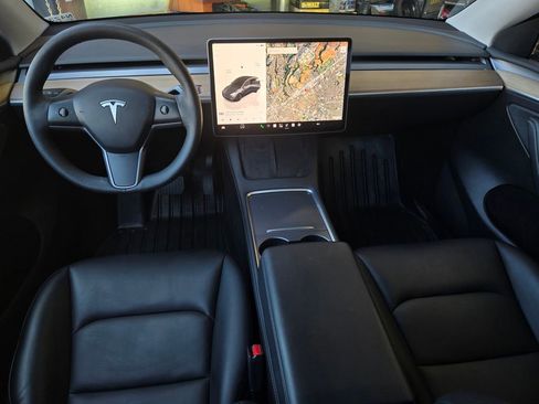 Used 2023 Tesla Model Y Long Range AWD/4WD image 14