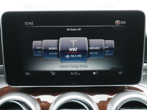 Used 2018 Mercedes-Benz C 300 4MATIC Sedan image 17