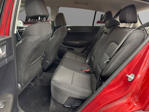 Used 2021 Kia Sportage LX image 10