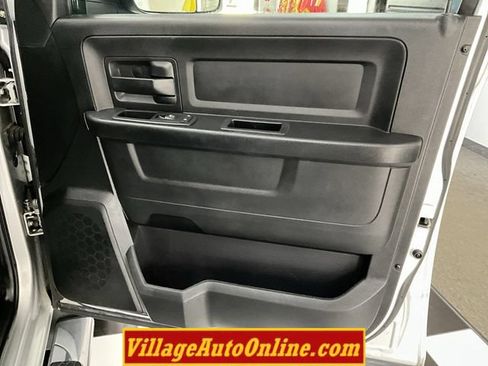 Used 2016 RAM 1500 Express AWD/4WD image 33
