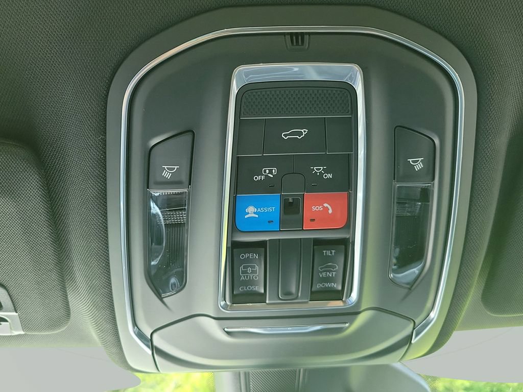 New 2026 Jeep Grand Cherokee Laredo X RWD image 13