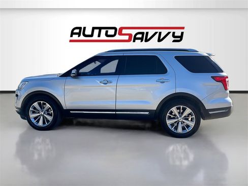 Used 2019 Ford Explorer Limited w/ Class III Trailer Tow Package image 4