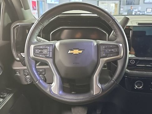 Used 2024 Chevrolet Silverado 1500 LT AWD/4WD image 18