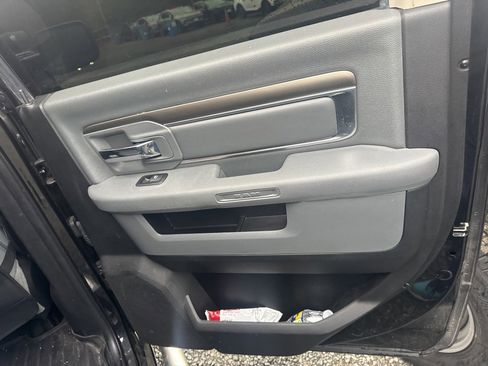 Used 2017 RAM 1500 Big Horn image 8