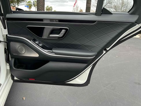 Used 2021 Mercedes-Benz S 580 4MATIC Sedan image 58