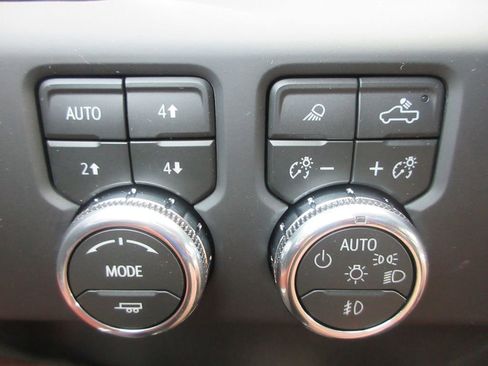 New 2026 GMC Sierra 2500 Denali Ultimate AWD/4WD image 17