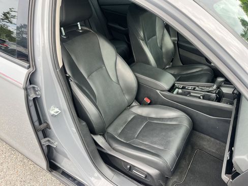 Used 2024 Honda Accord Touring image 22