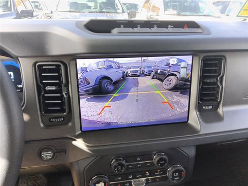 New 2026 Ford Bronco Badlands AWD/4WD image 35