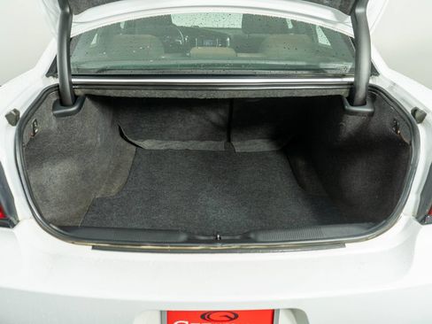 Used 2014 Dodge Charger SE RWD image 26