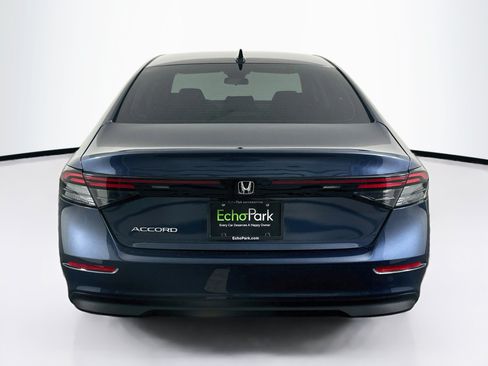 Used 2025 Honda Accord SE image 7