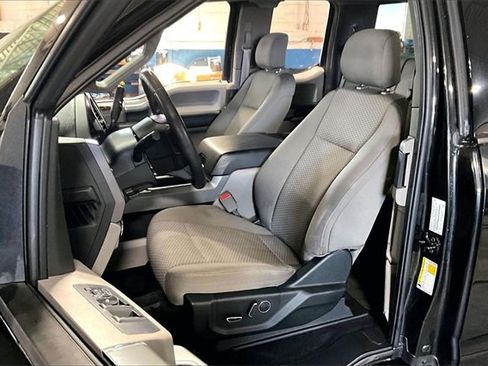 Used 2015 Ford F150 XLT w/ Equipment Group 302A Luxury image 27