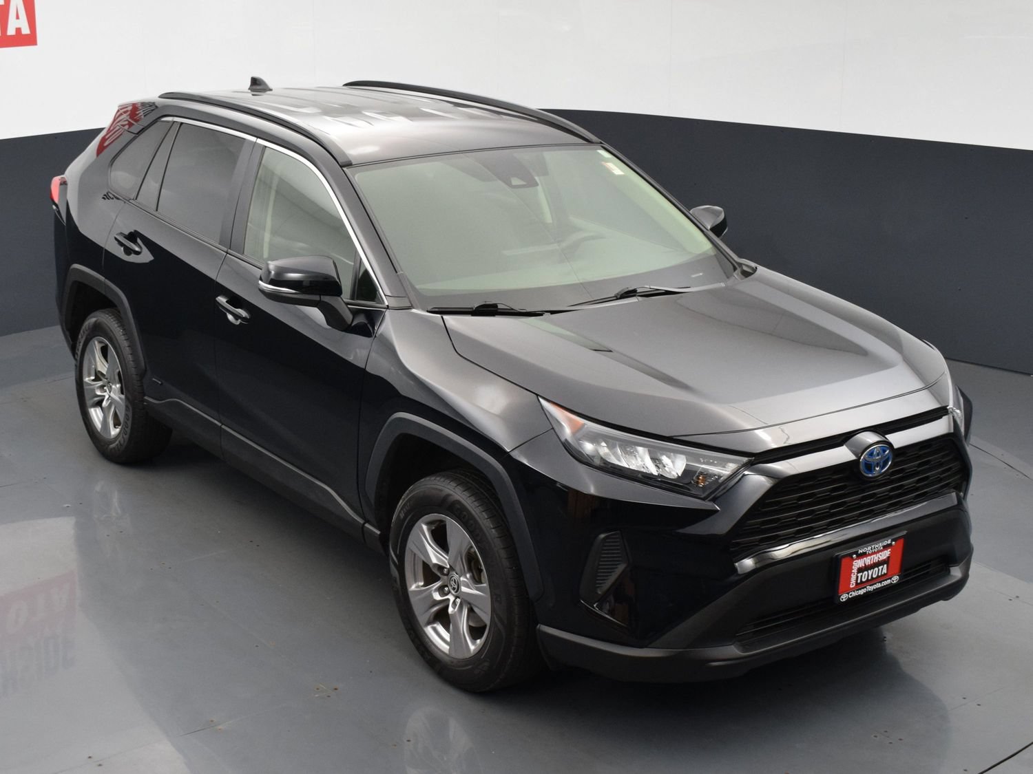 Used 2022 Toyota RAV4 LE AWD/4WD image 22