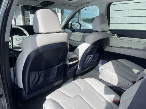 Used 2025 Hyundai Palisade Calligraphy image 14