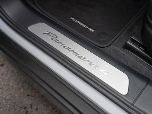 New 2026 Porsche Panamera 4 image 12