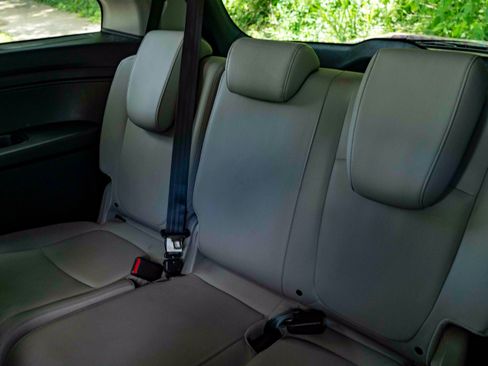 Used 2023 Honda Odyssey EX-L image 19