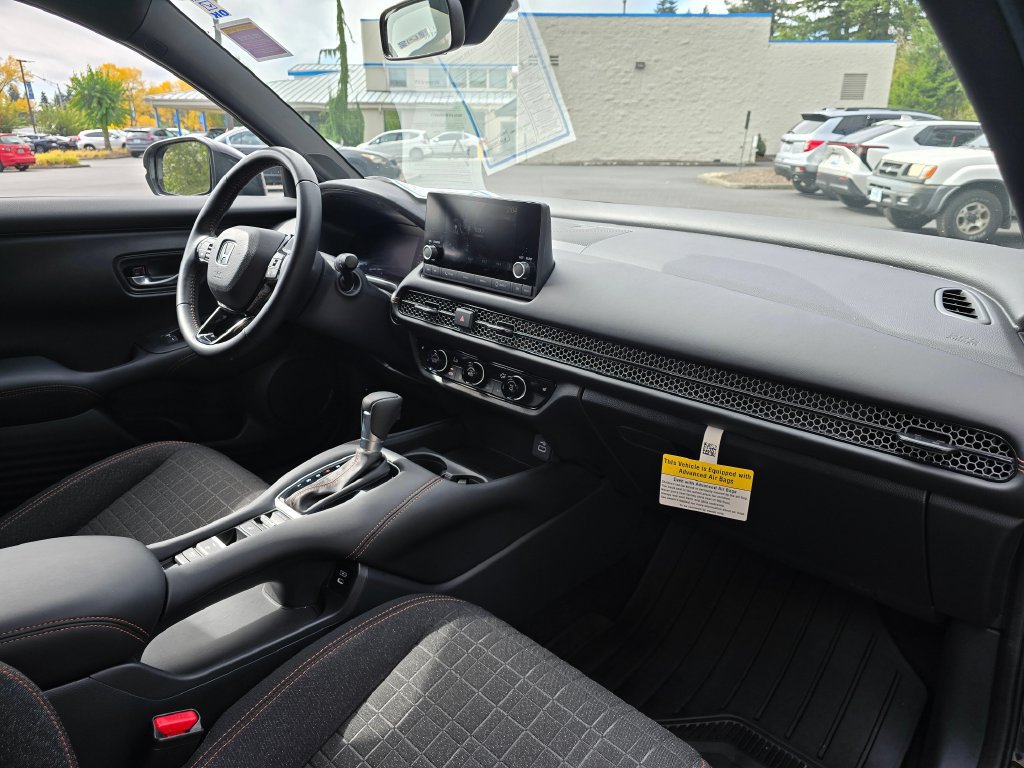 Certified 2025 Honda HR-V Sport image 4