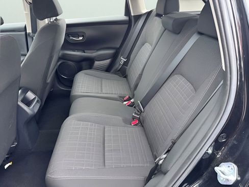 Used 2025 Honda HR-V LX image 12
