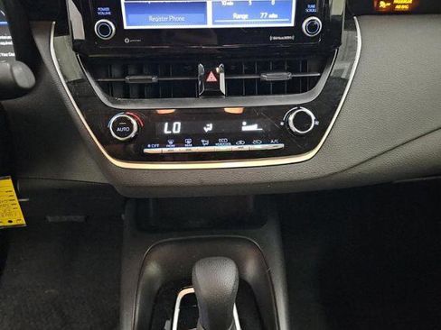 Used 2022 Toyota Corolla LE FWD image 8
