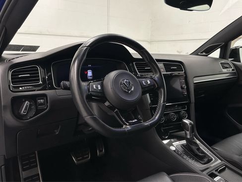 Used 2019 Volkswagen Golf R 4-Door AWD/4WD image 10