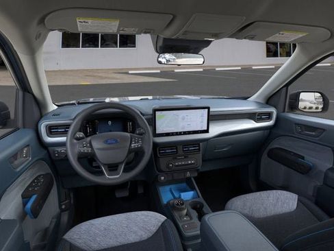 New 2025 Ford Maverick XLT image 9