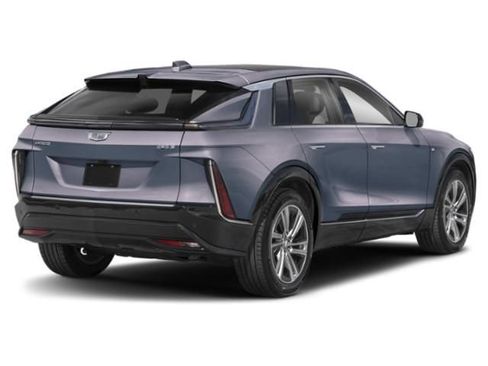 Used 2024 Cadillac Lyriq Tech w/ Driver Assist Package AWD/4WD image 4