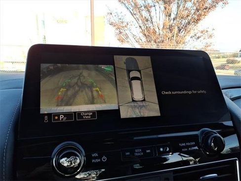 Used 2022 INFINITI QX80 Luxe w/ Cargo Package image 28