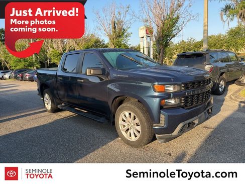 Used 2020 Chevrolet Silverado 1500 Custom w/ Custom Value Package RWD image 1
