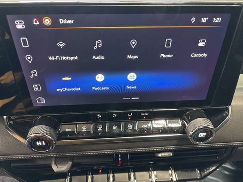 Used 2023 Chevrolet Colorado LT w/ LT Convenience Package III image 16