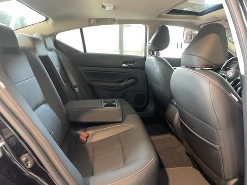 Used 2024 Nissan Altima 2.5 SR w/ SR Premium Package AWD/4WD image 22