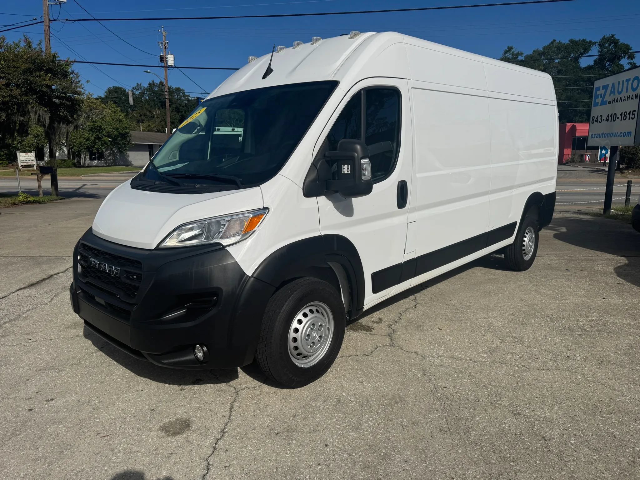 Used 2025 RAM ProMaster 2500 w/ Convenience Group FWD image 5