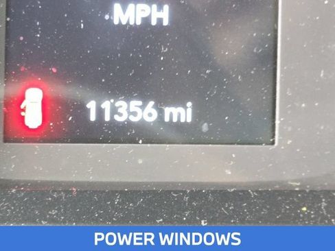Used 2025 Jeep Wrangler Unlimited Sport AWD/4WD image 11