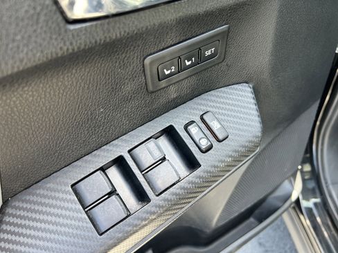 Used 2015 Toyota RAV4 Limited AWD/4WD image 13