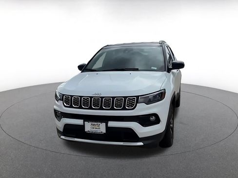 Used 2025 Jeep Compass Limited AWD/4WD image 6