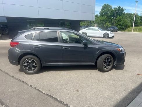 Used 2020 Subaru Crosstrek 2.0i Premium AWD/4WD image 2