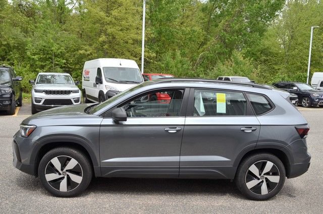 Used 2025 Volkswagen Taos S AWD/4WD image 5