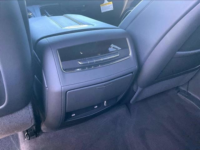 Used 2023 Cadillac Escalade Sport AWD/4WD image 25