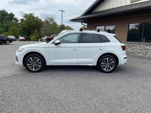 Used 2022 Audi Q5 2.0T Premium Plus w/ Premium Plus Package AWD/4WD image 3