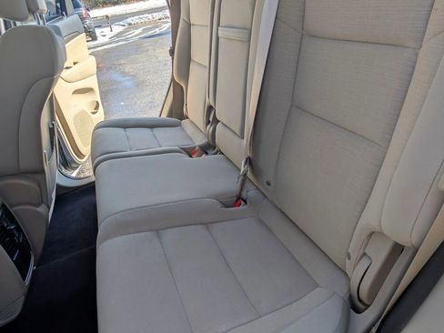 Used 2015 Jeep Grand Cherokee Laredo w/ Quick Order Package 23E RWD image 16