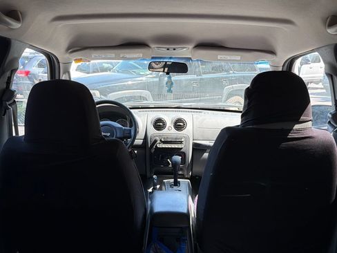 Used 2006 Jeep Liberty Sport AWD/4WD image 15