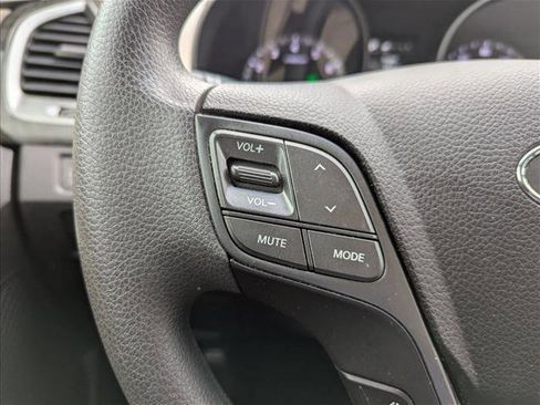 Used 2017 Hyundai Santa Fe Sport image 13