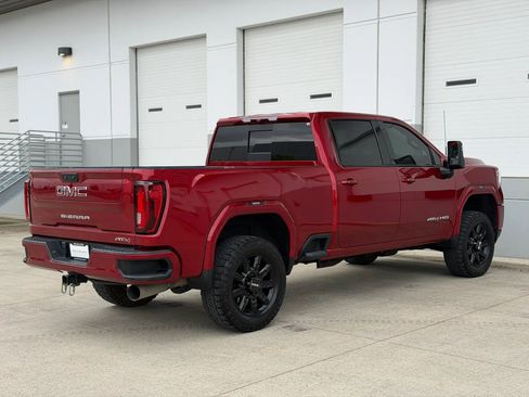 Used 2023 GMC Sierra 2500 AT4 w/ AT4 Preferred Package AWD/4WD image 5