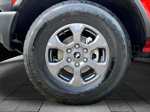 Used 2023 Ford Bronco 2-Door AWD/4WD image 8