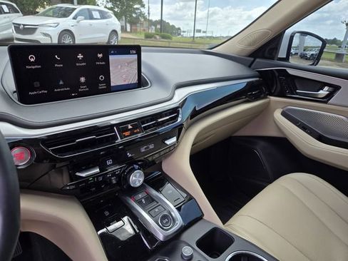 Used 2024 Acura MDX FWD w/ Technology Package image 17