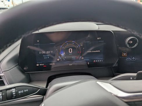 New 2026 Chevrolet Traverse LT w/ Midnight/Sport Edition AWD/4WD image 19