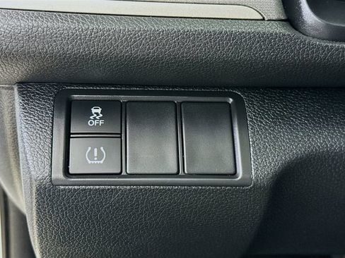 Used 2017 Honda Civic LX image 9