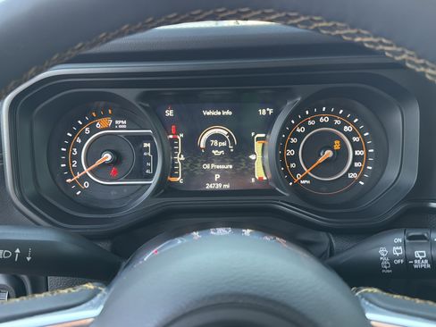 Used 2024 Jeep Wrangler Sahara w/ Technology Group image 28